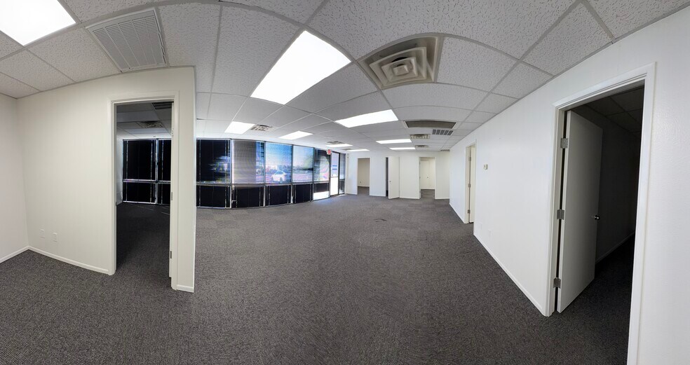 More Photos Of 3439 S 40th St, Phoenix Industrial For Sale