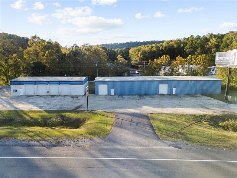 More Photos Of 13605-13609 State Highway 75, Remlap Service For Sale