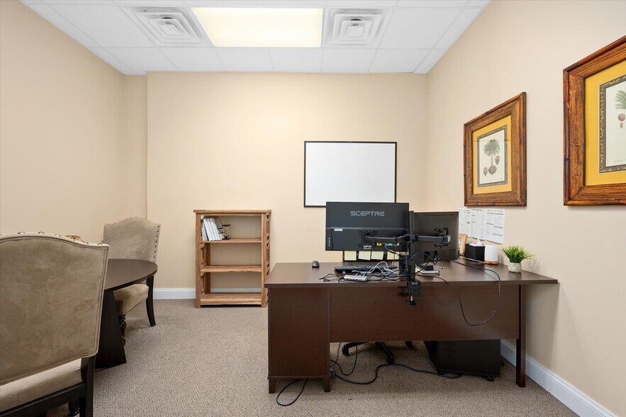 More Photos Of 11022 Nicholas Ln, Berlin Storefront Retail Office For Sale