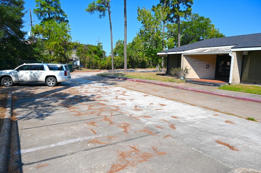 More Photos Of 14423 Cornerstone Village Dr, Houston Medical For Sale