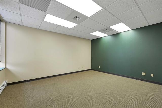 More Photos Of 414 E Walnut St, Green Bay Office For Lease