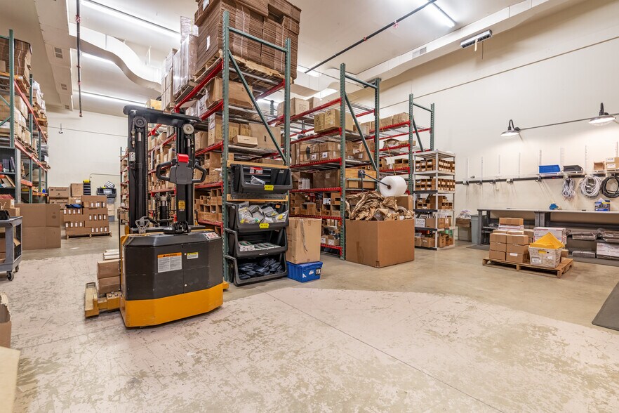 More Photos Of 27556 I 25 East Frontage Rd, Santa Fe Light Distribution For Sale