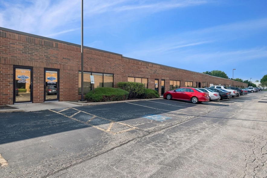 More Photos Of 30W270 Butterfield Rd, Warrenville Light Distribution For Sale