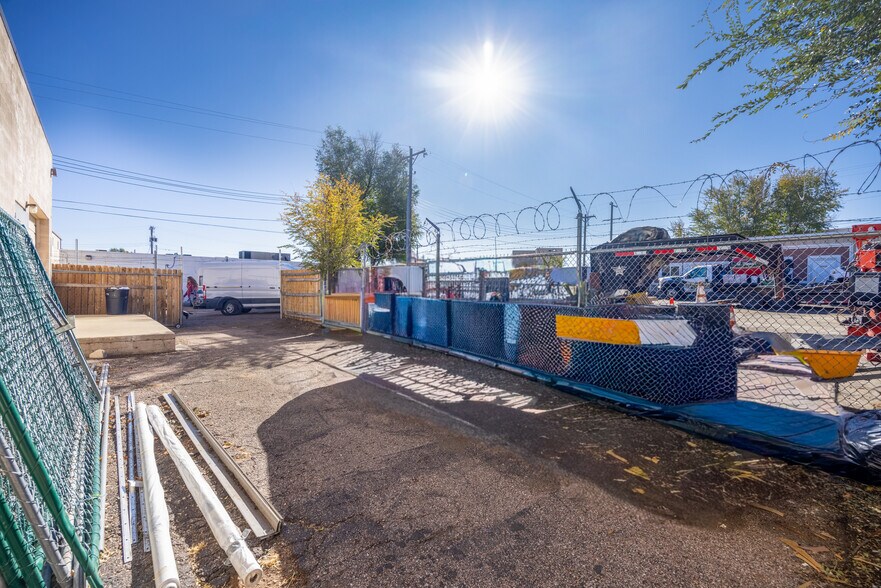 More Photos Of 2217 E Boulder St, Colorado Springs Light Distribution For Lease