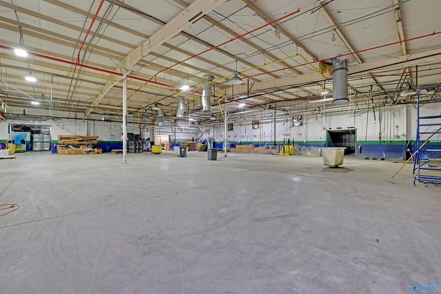 More Photos Of 1800 Airport Rd W, Fort Payne Industrial For Sale