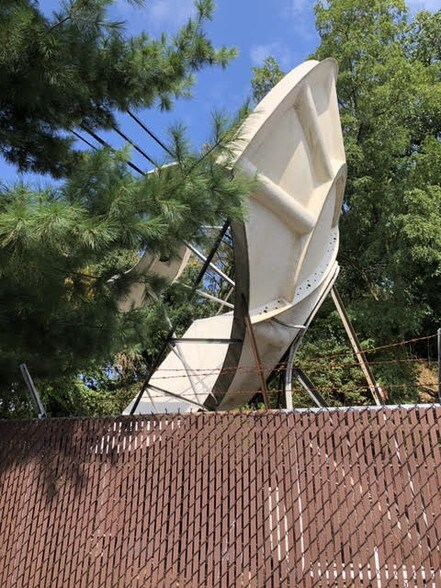 More Photos Of 1 Van Cortlandt Ave, Ossining Telecom Hotel Data Hosting For Sale