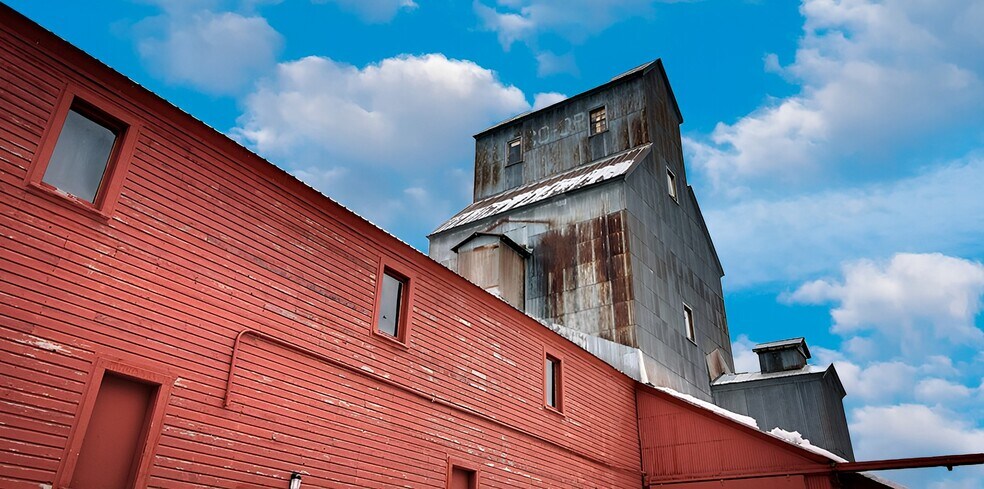 Primary Photo Of 522 Church St, Sandpoint Specialty For Sale