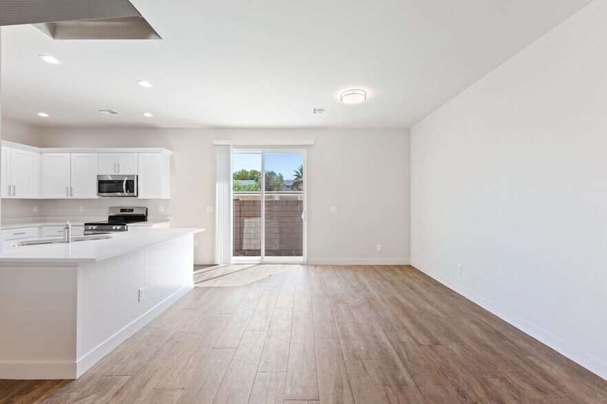 More Photos Of 4307 N 13th Pl, Phoenix Apartments For Sale