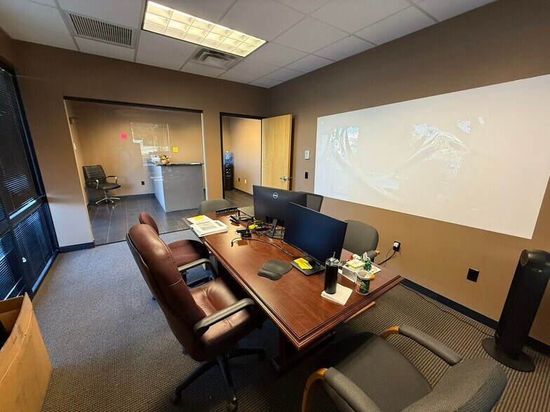 More Photos Of 9210 W Union Hills Dr, Peoria Medical For Sale