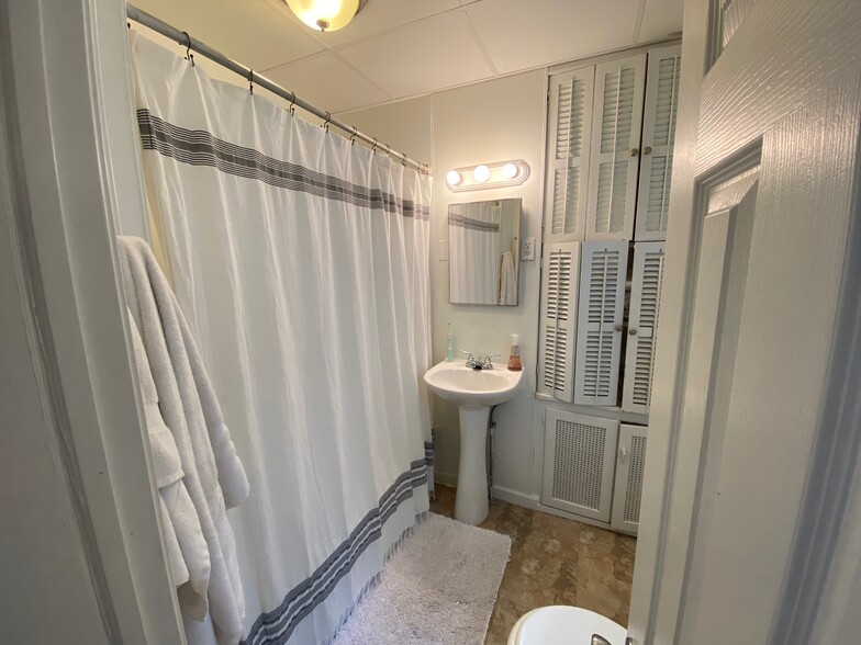 More Photos Of 133 Cattell St, Easton Apartments For Sale