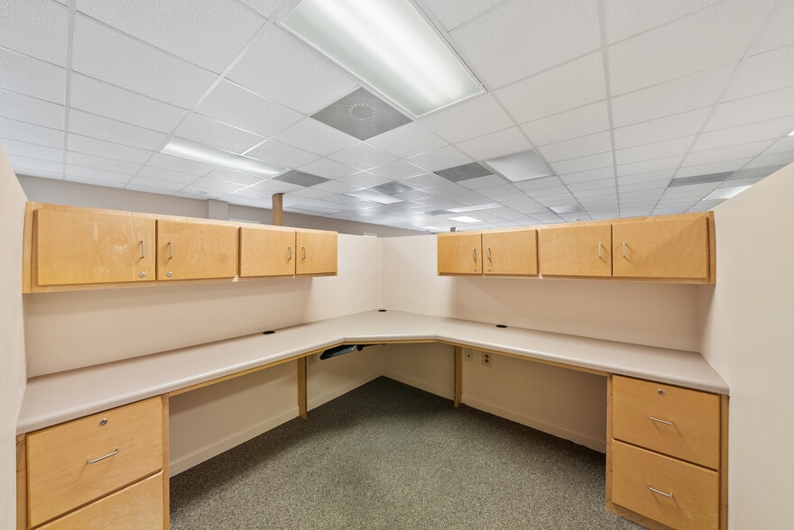 More Photos Of 210 N Tyndall Pky, Panama City Medical For Sale