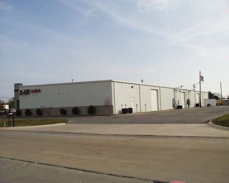 More Photos Of 802-814 Mid Point Dr, O'Fallon Flex For Lease