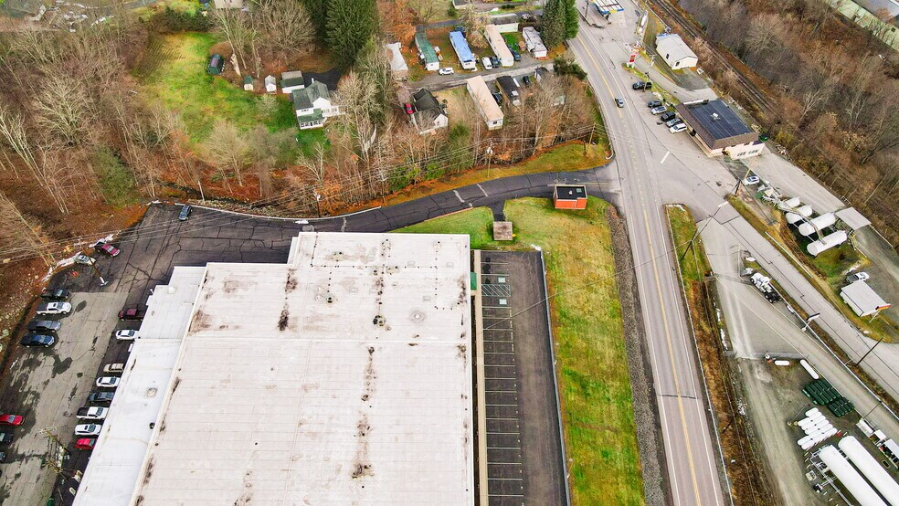 More Photos Of 120 Sunrise Ave, Honesdale Medical For Lease