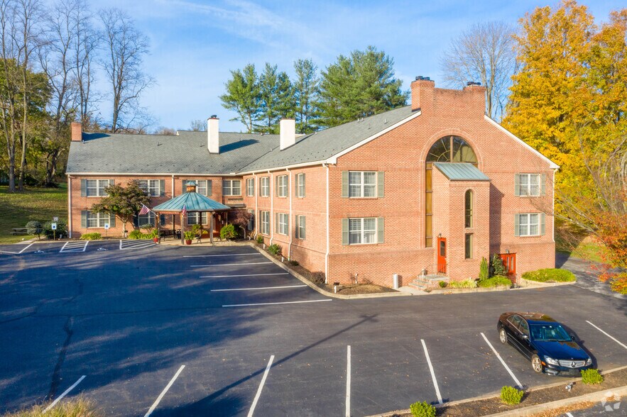 More Photos Of 1609 Baltimore Pike, Chadds Ford Hotel For Sale