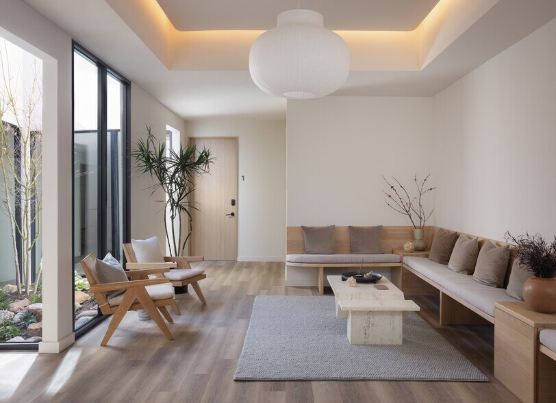 More Photos Of 4043 Steck Ave, Austin Medical For Lease