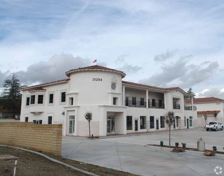 More Photos Of 31280-31294 The Old Road, Castaic General Retail For Sale