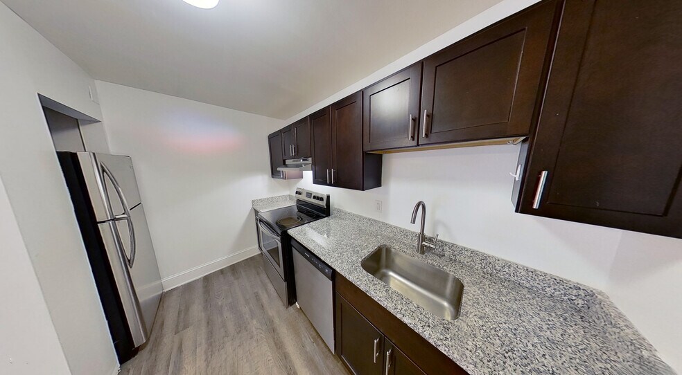 More Photos Of 1301 St Paul St, Baltimore Apartments For Sale