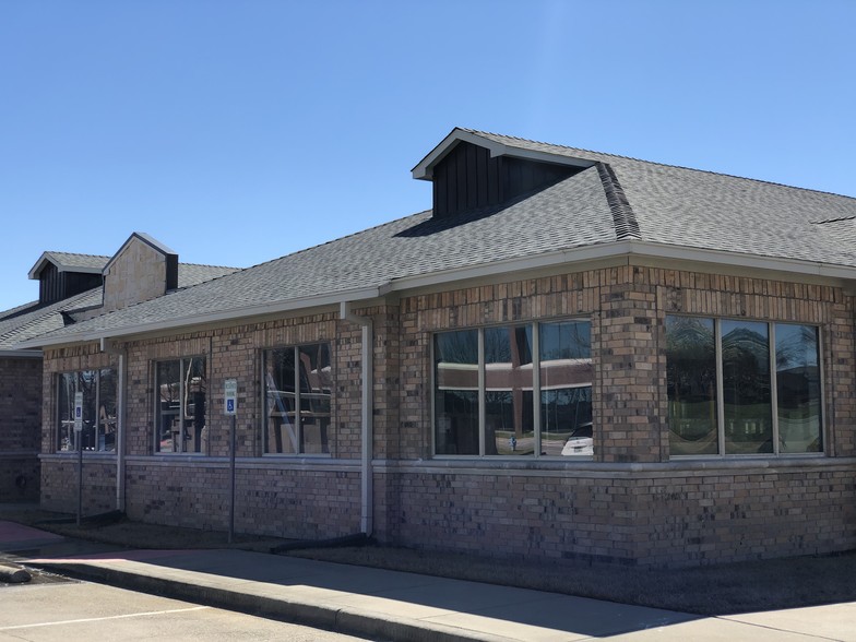 More Photos Of 4601 Old Shepard Place, Plano Medical For Sale