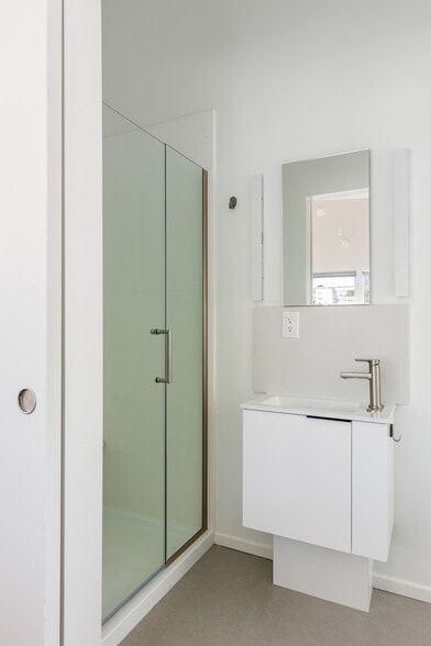 More Photos Of 161 N Garden St, Ventura Apartments For Sale