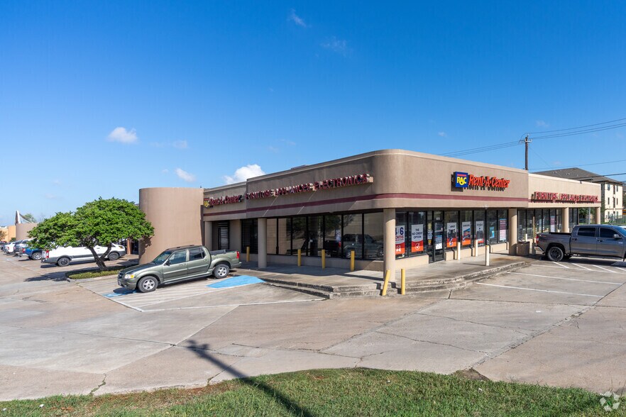 Primary Photo Of 8503 Gulf Fwy, Houston Unknown For Lease