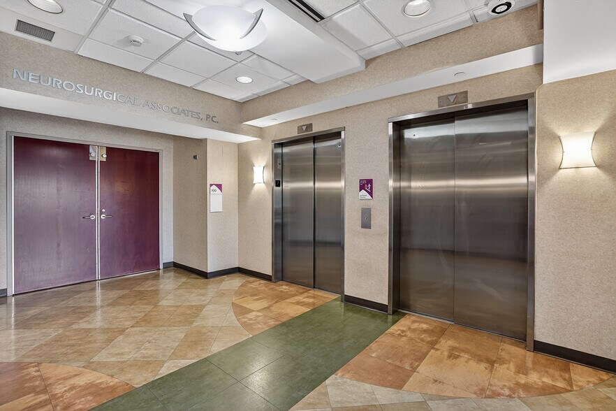 More Photos Of 800 Saint Vincents Dr, Birmingham Medical For Lease
