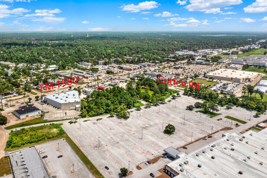 More Photos Of 12818 Willow Centre, Houston Office Residential For Sale