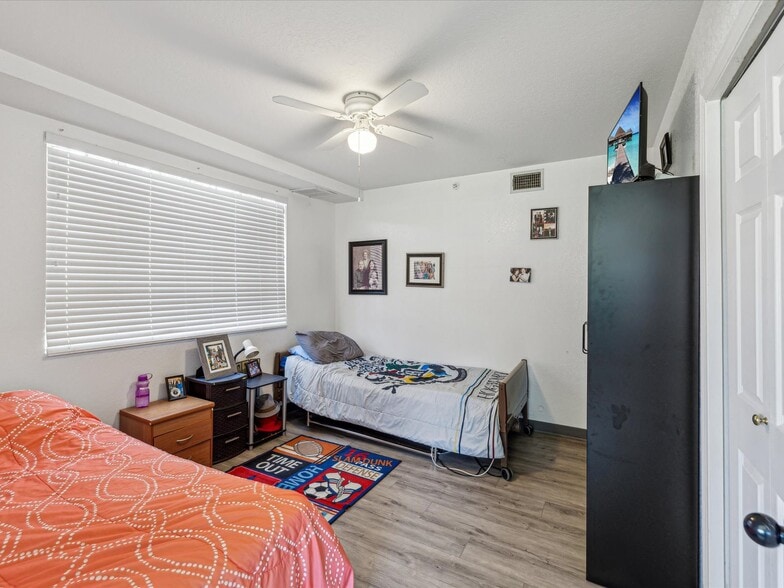 More Photos Of 1055 Philippe Pky, Safety Harbor Assisted Living For Sale