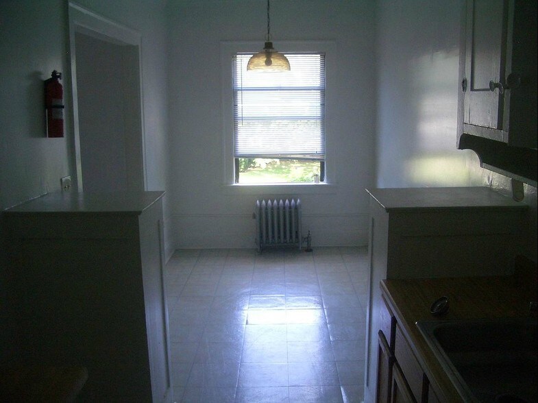 More Photos Of 14626 Lake Shore Blvd, Cleveland Apartments For Sale