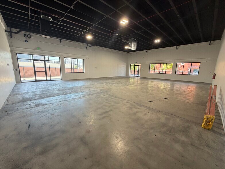 More Photos Of 223 N Boulder Ave, Tulsa General Retail For Lease