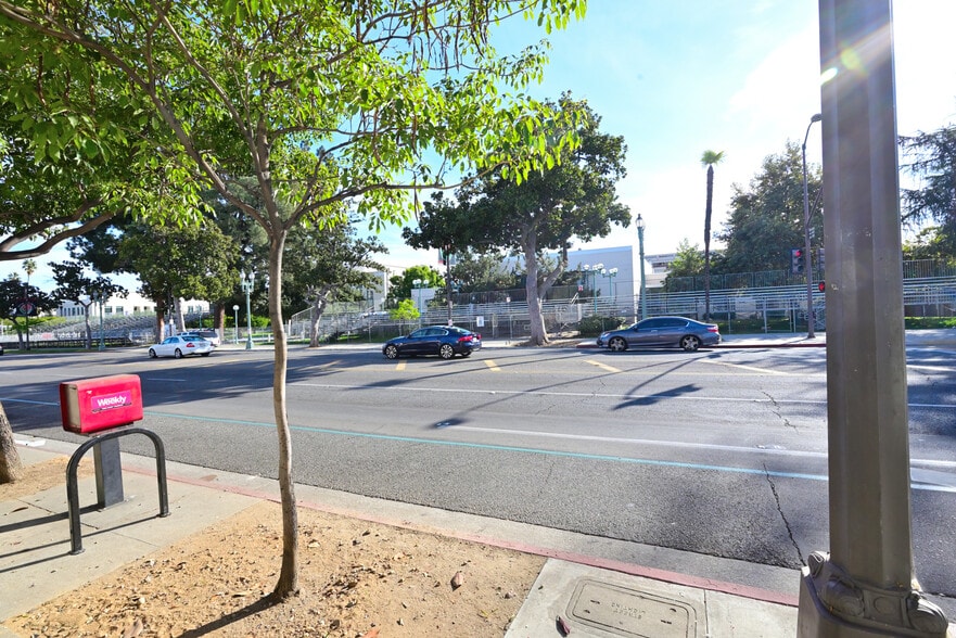 More Photos Of 1487-1491 E Colorado Blvd, Pasadena Storefront Retail Office For Lease