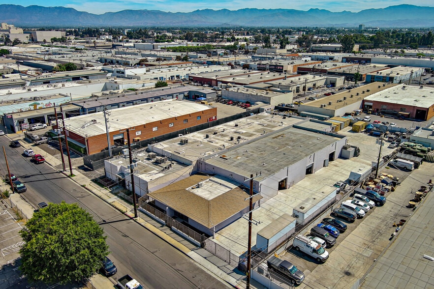 More Photos Of 7650 Gloria Ave, Van Nuys Warehouse For Sale