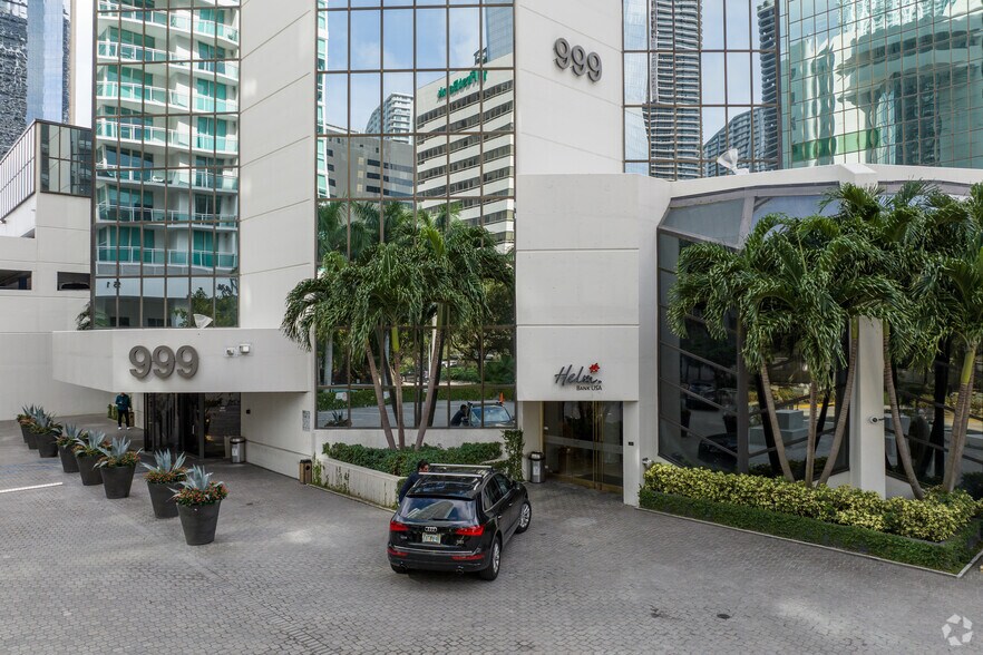 More Photos Of 999 Brickell Ave, Miami Medical For Lease