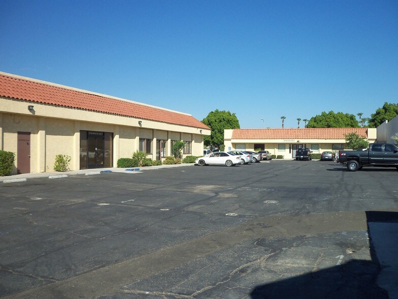 More Photos Of 83180 Requa Ave, Indio Office For Lease