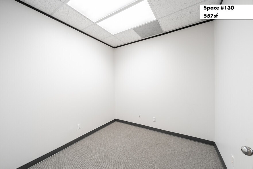 More Photos Of 1880 S Dairy Ashford Rd, Houston Office Residential For Lease