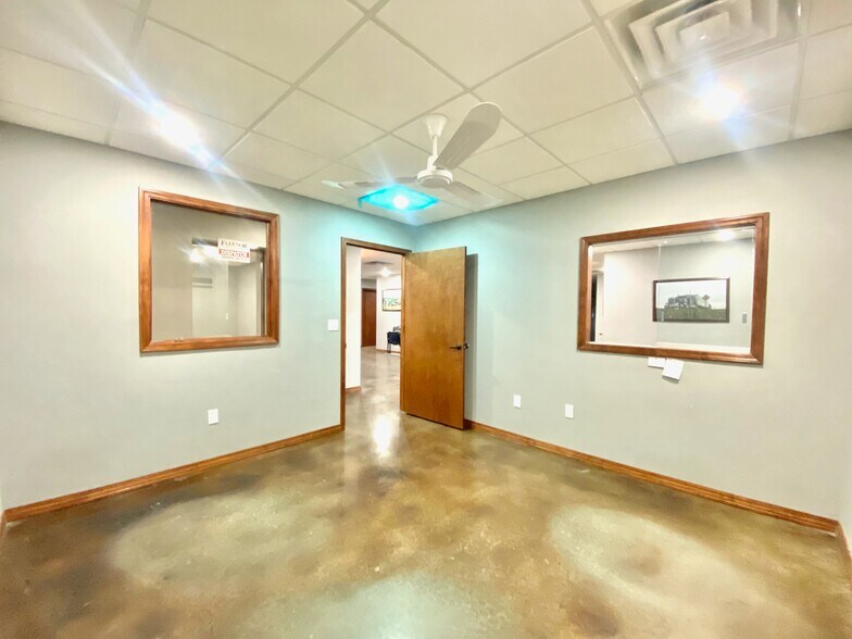 More Photos Of 2412 County Lane 175, Carthage Industrial For Sale