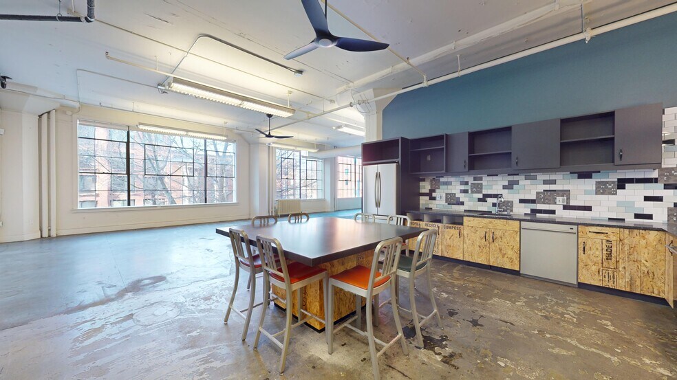 More Photos Of 1932 1st Ave, Seattle Office For Lease