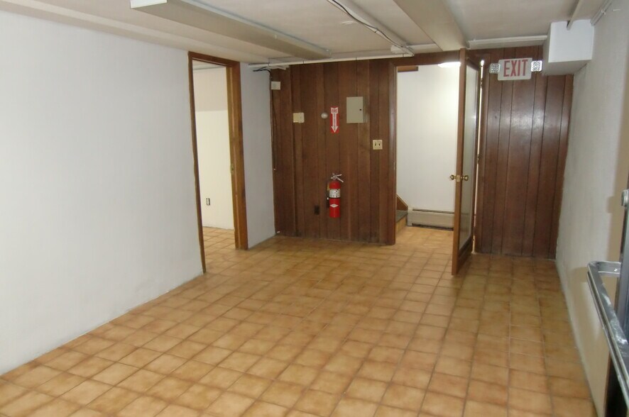 More Photos Of 924-934 Main St, Springfield Office Residential For Sale