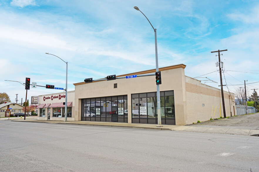 Primary Photo Of 1104 Tieton Dr, Yakima Freestanding For Sale