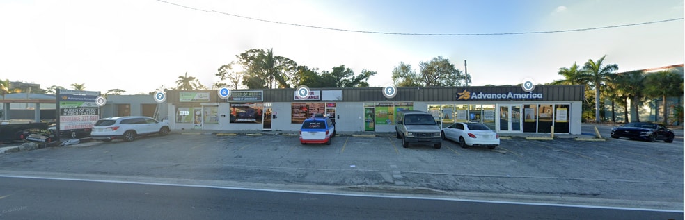 Primary Photo Of 3244-3258 S Cleveland Ave, Fort Myers Unknown For Lease