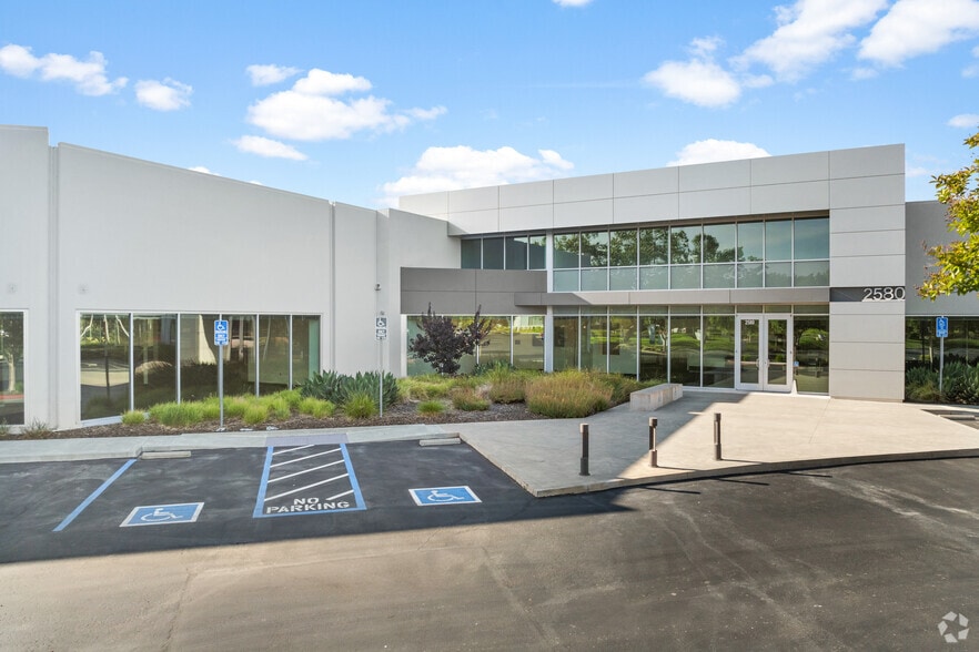 Primary Photo Of 2580-2584 Junction Ave, San Jose Research And Development For Lease