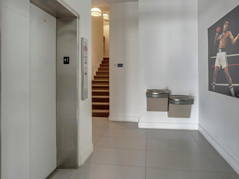 More Photos Of 45-47 NE 36th St, Miami Freestanding For Sale