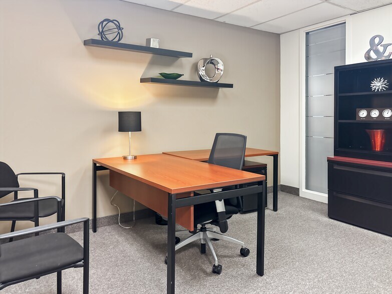 More Photos Of 2001 US Highway 46, Parsippany Coworking Space