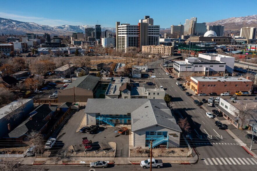 More Photos Of 49 Park St, Reno Apartments For Sale