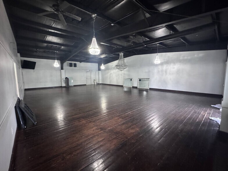 More Photos Of 101 Welpine Ridge Rd, Pendleton Warehouse For Sale