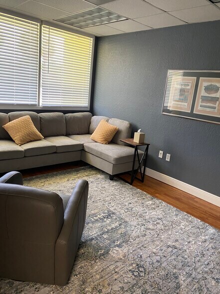 More Photos Of 2627 NE 203rd St, Aventura Office For Lease