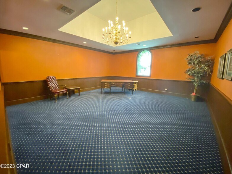 More Photos Of 4431 Lafayette St, Marianna Office For Lease