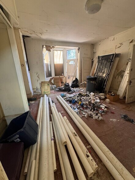 More Photos Of 238 N 53rd St, Philadelphia Funeral Home For Sale