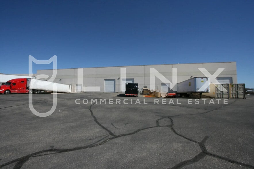More Photos Of 1076 E Commerce St, St George Warehouse For Lease