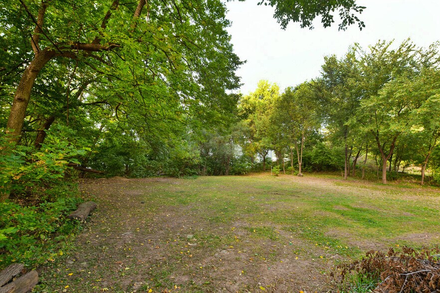 More Photos Of 1704 S 18th St, Omaha Land For Sale