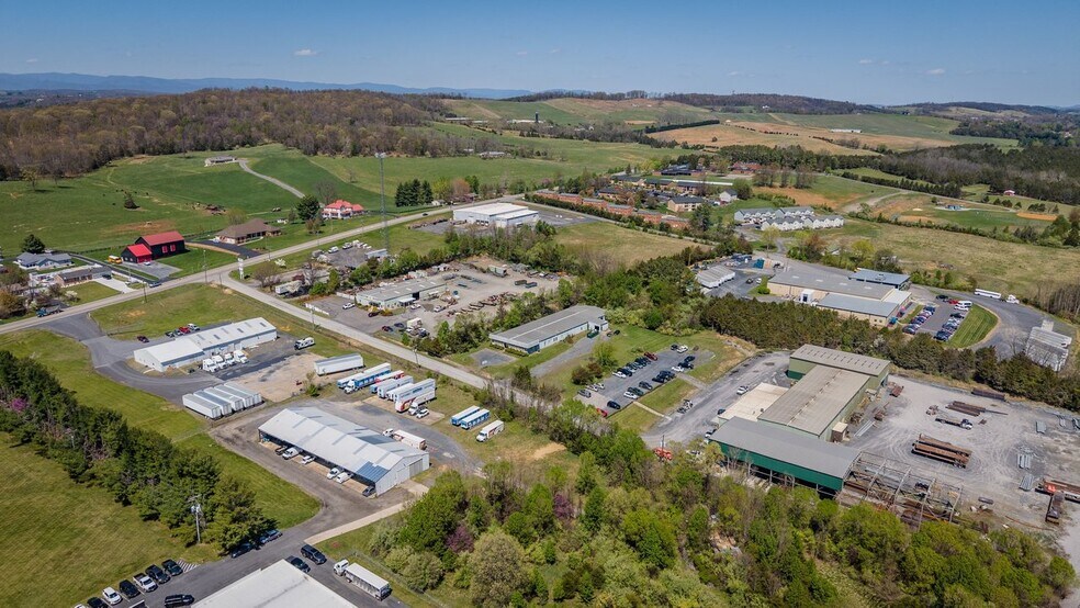 More Photos Of 52 Mid Valley Ln, Verona Warehouse For Sale